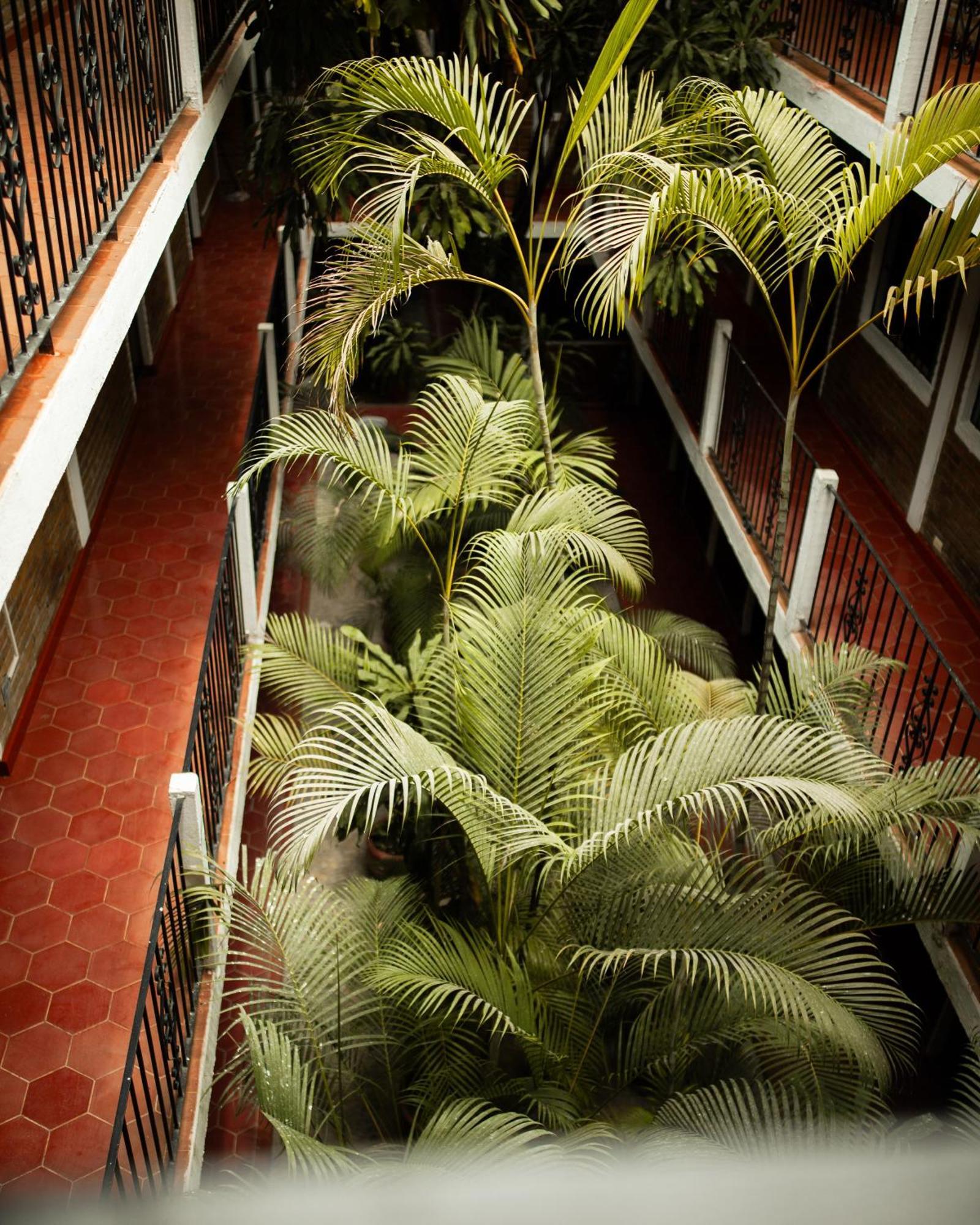 Hotel Azteca Puerto Vallarta Exterior foto