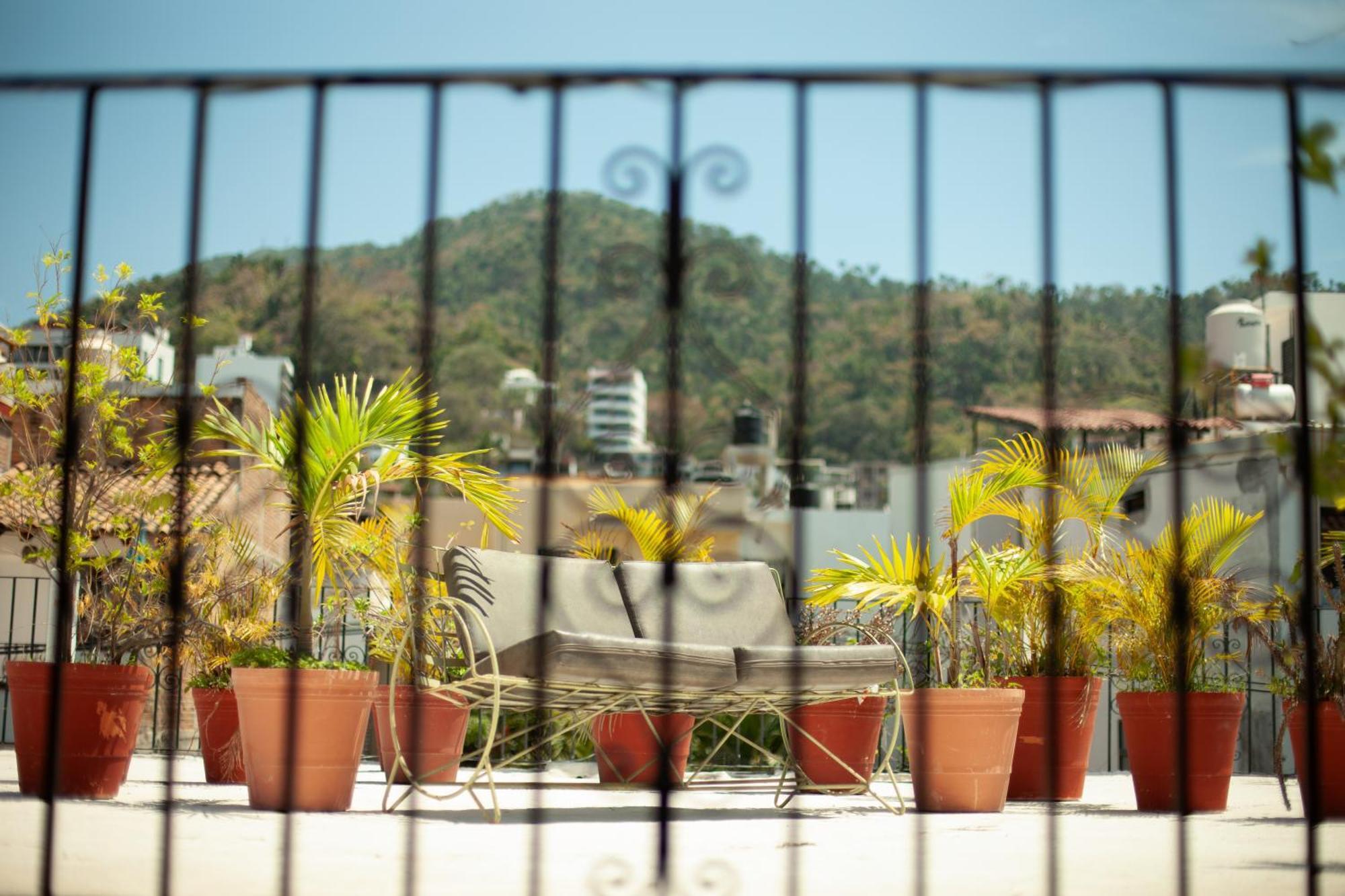 Hotel Azteca Puerto Vallarta Exterior foto